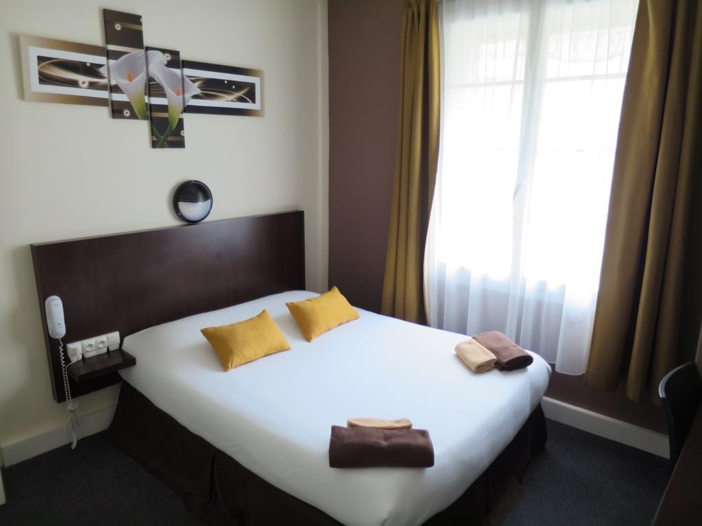 Hotel De La Paix Caen Zewnętrze zdjęcie